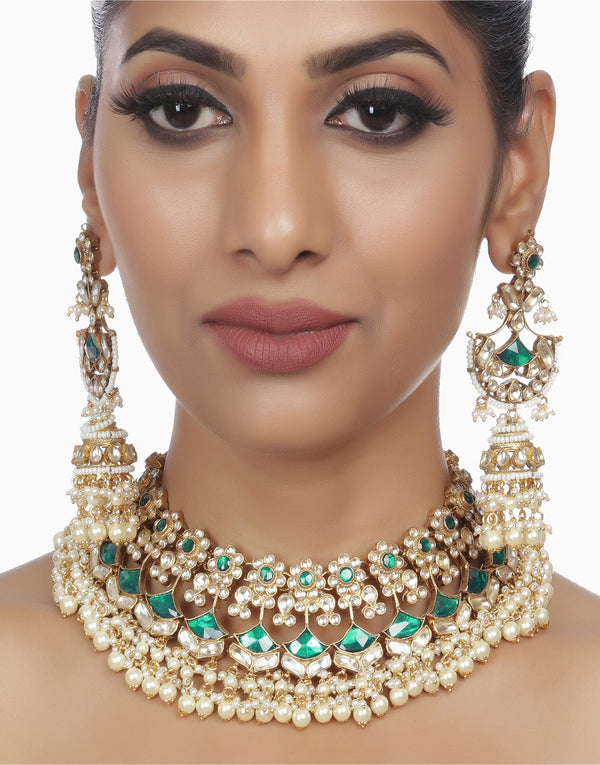 Green Zahra Kundan Necklace Set