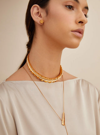 Outhouse-Oh Poppi Scallop Choker Necklace-INDIASPOPUP.COM