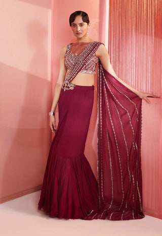 Sanya Gulati-Plum Embroidered Pre-Stitched Saree Set-INDIASPOPUP.COM