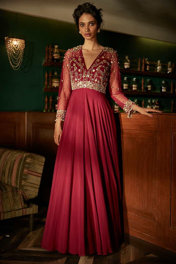 Sanya Gulati | Burgundy Gown With Attached Dupatta | INDIASPOPUP.COM