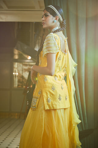 Sanya Gulati-Mango Short Kurta With Palazzo-INDIASPOPUP.COM