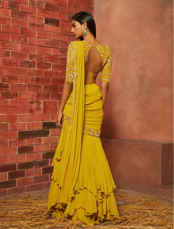 Shloka Khialani-Yellow Sel Vibrant Saree Set-INDIASPOPUP.COM