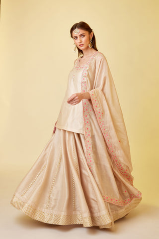 Shyam Narayan Prasad-Angora White Embroidered Kurti And Skirt Set-INDIASPOPUP.COM