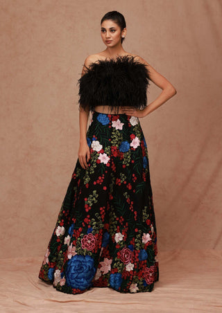 Shriya Som-Black Floral Embroidered Skirt With Bandeau-INDIASPOPUP.COM