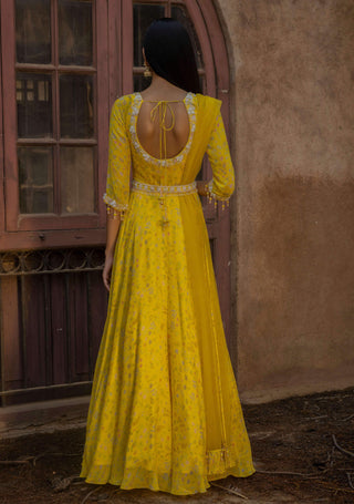 Seema Thukral-Yellow Embellished Anarkali Set With Belt-INDIASPOPUP.COM