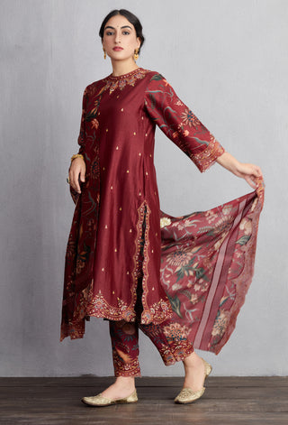 Torani-Garnet Red Sanobar Urvi Kurta Set-INDIASPOPUP.COM