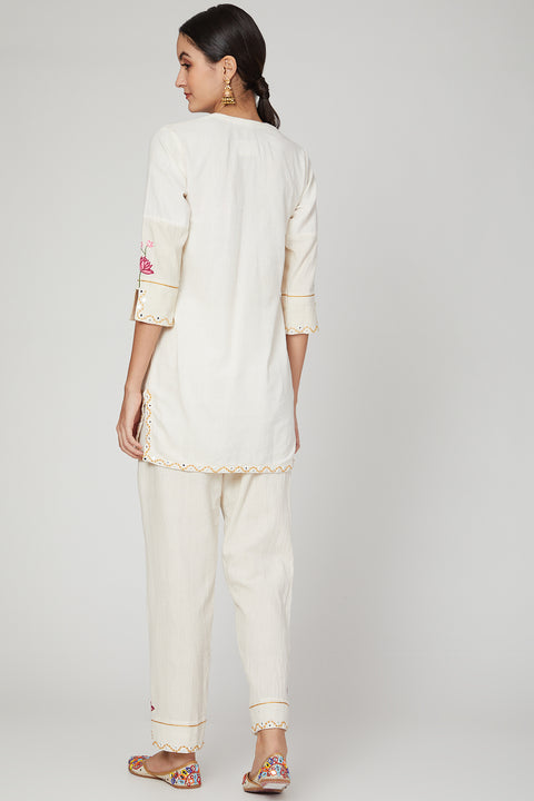 The Right Cut-White Lotus Short Kurta Pants Set-INDIASPOPUP.COM