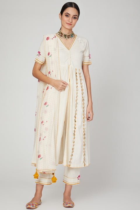 The Right Cut-White Lotus Cape Pant Dupatta Set-INDIASPOPUP.COM