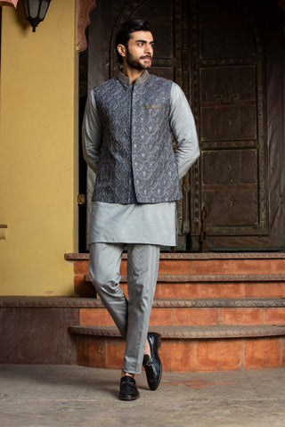 Nitika Gujral Men-Steel Grey Bundi With Kurta And Pant-INDIASPOPUP.COM