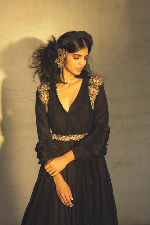 Parul And Preyanka-Black Anarkali With Dupatta & Belt-INDIASPOPUP.COM
