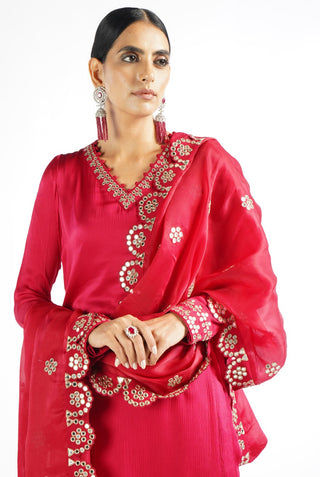 Vvani By Vani Vats-Crimson Red Straight Kurta Set-INDIASPOPUP.COM