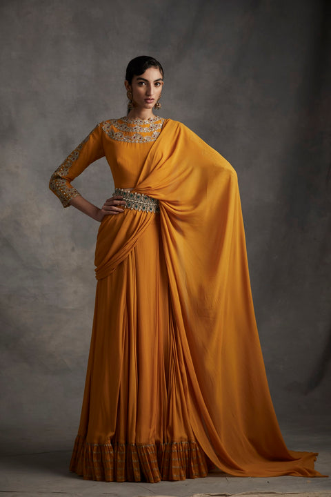 Bhumika Sharma-Haldi Pre-Stitched Pleated Saree Set & Belt-INDIASPOPUP.COM