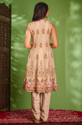 Aman Takyar-Off-White Embroidered Kurta Set-INDIASPOPUP.COM